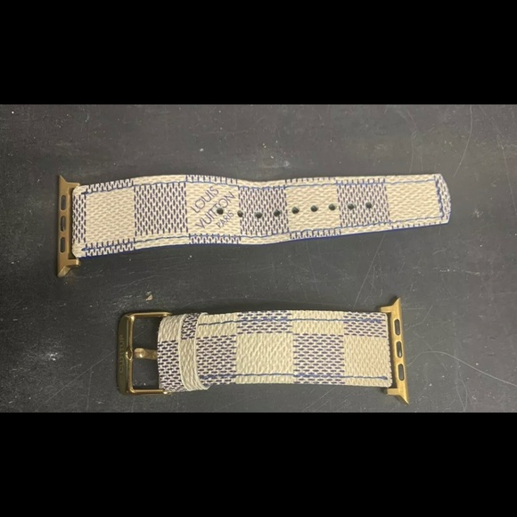 Louis Vuitton Accessories - Louis vuitton Damier apple watch band S/M 42-44mm